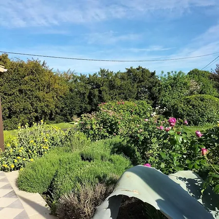 A L'oree Des Champs, 3 Etoiles, Climatise, Lit King-size Сasa de vacaciones *