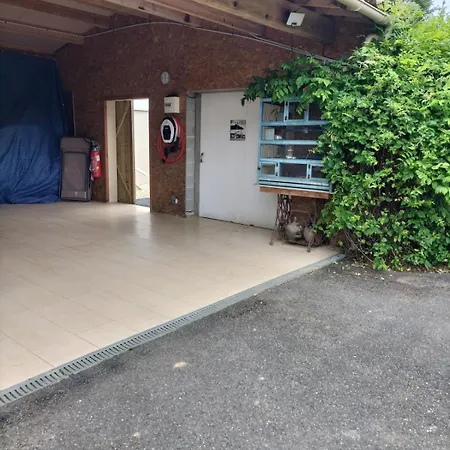 A L'oree Des Champs, 3 Etoiles, Climatise, Lit King-size, Piscine D'ete